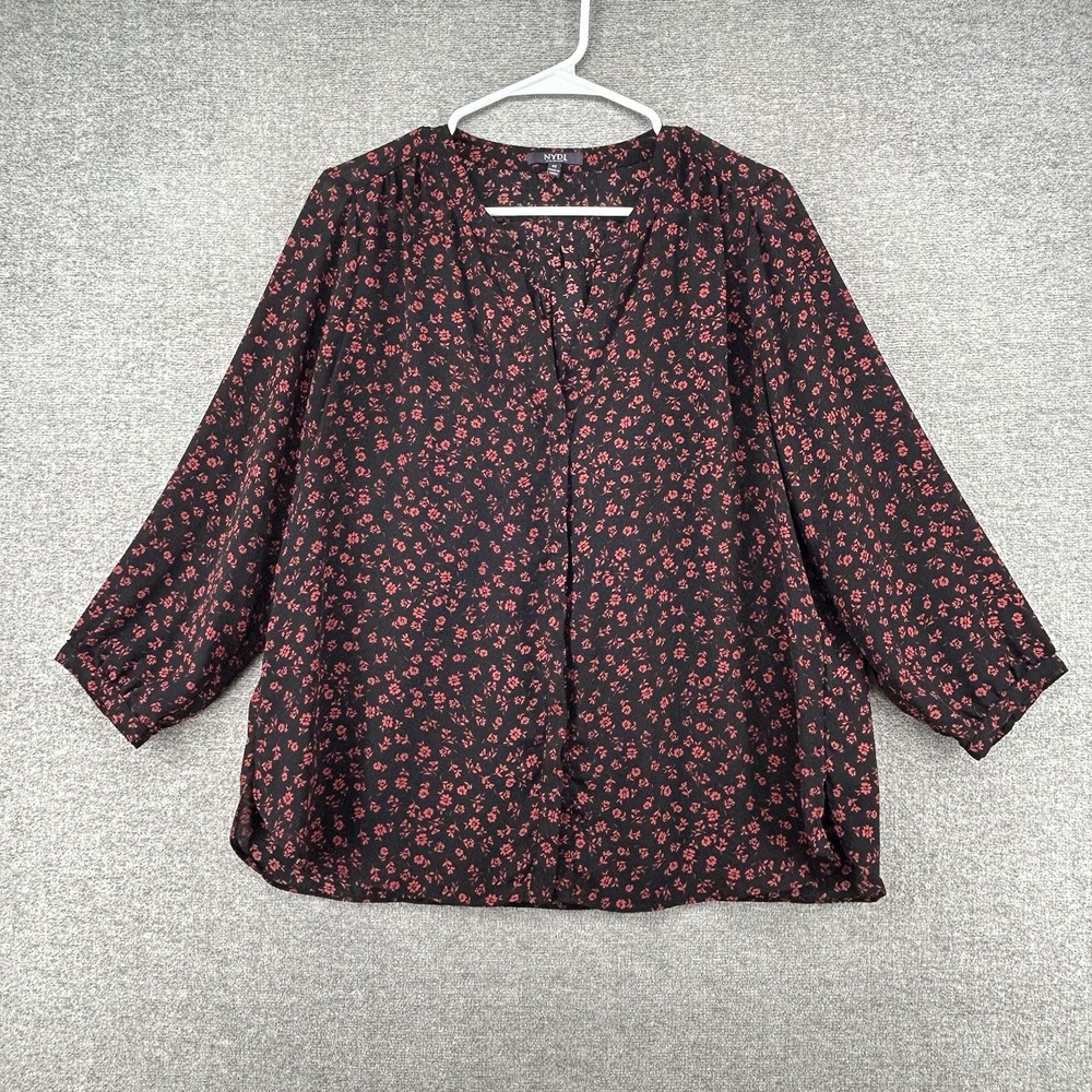 NYDJ Top Blouse Women Size Medium Black Red Floral Button Casual